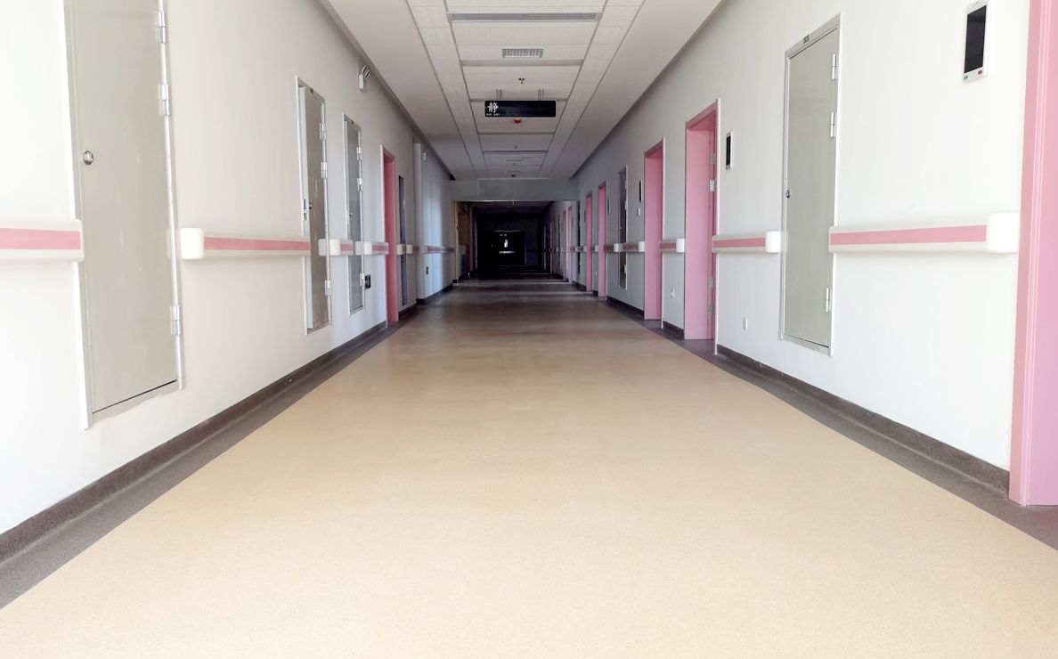 5000 sqm Vinyl Homogeneous flooring April 28 , 2023 Xiaogan Hospital 