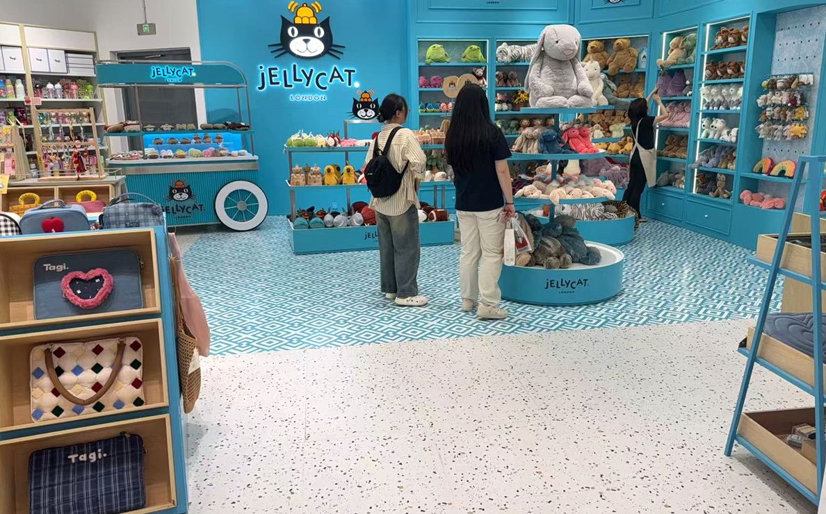 800 square metres of printed bespoke flooring and LVT flooring April 2025 Hong Kong Shop